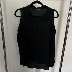 The Limited Sleeves Button Down Collared Blouse